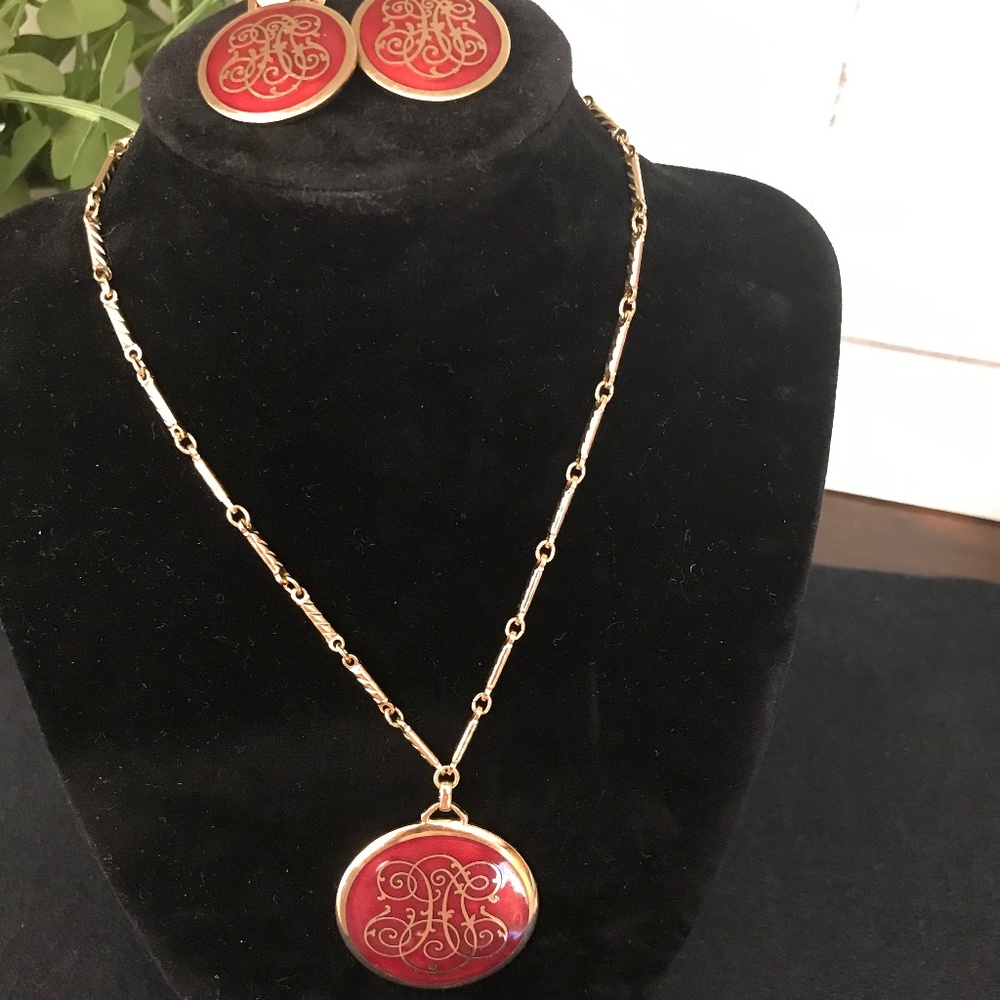 Vintage Enamel Painted Cloisonné Pendant Necklace / Clip On Earring Set